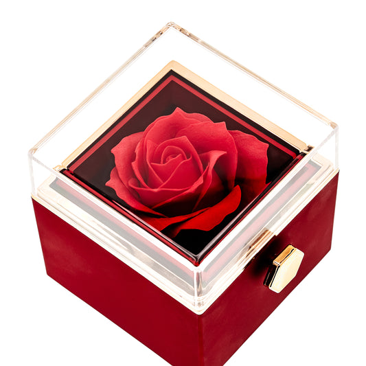 EVIG ROSEBOKS MED INNGRAVERT HALSKJEDE OG ROSE